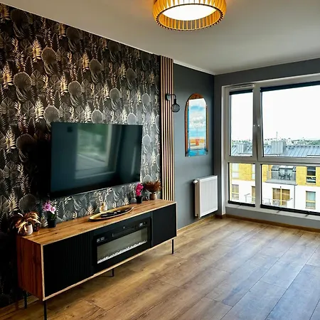 Golden Leaf Sky Loft Jasien Free Parking